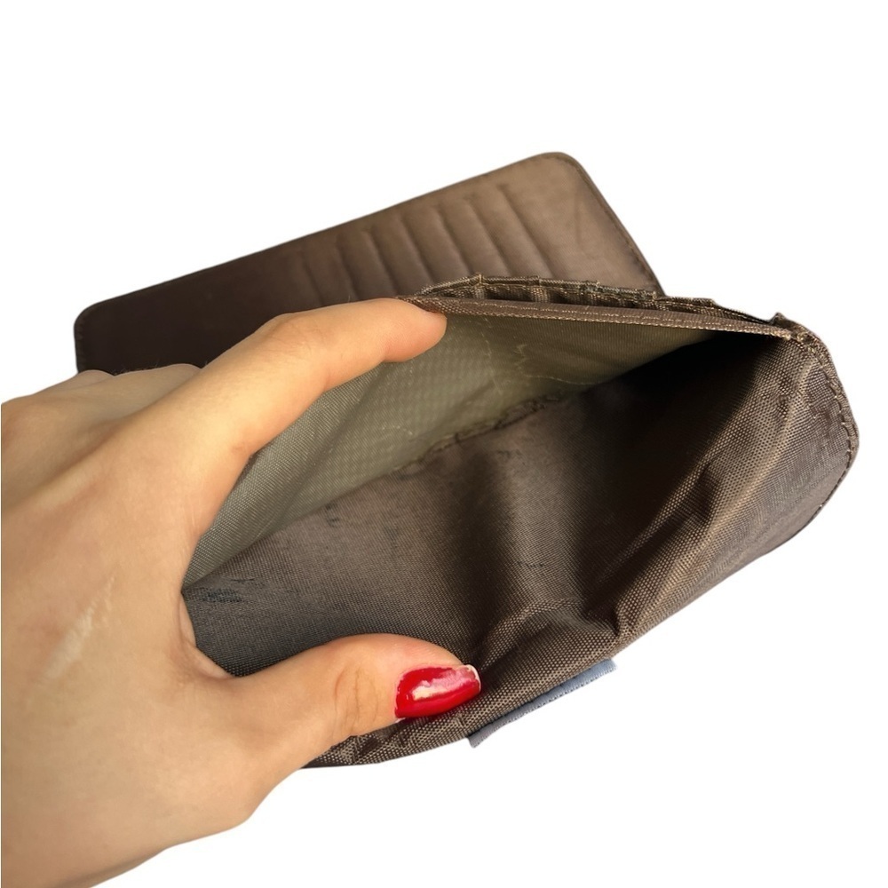 Guess Y2K Colorblock Wallet - Picture 5 of 7